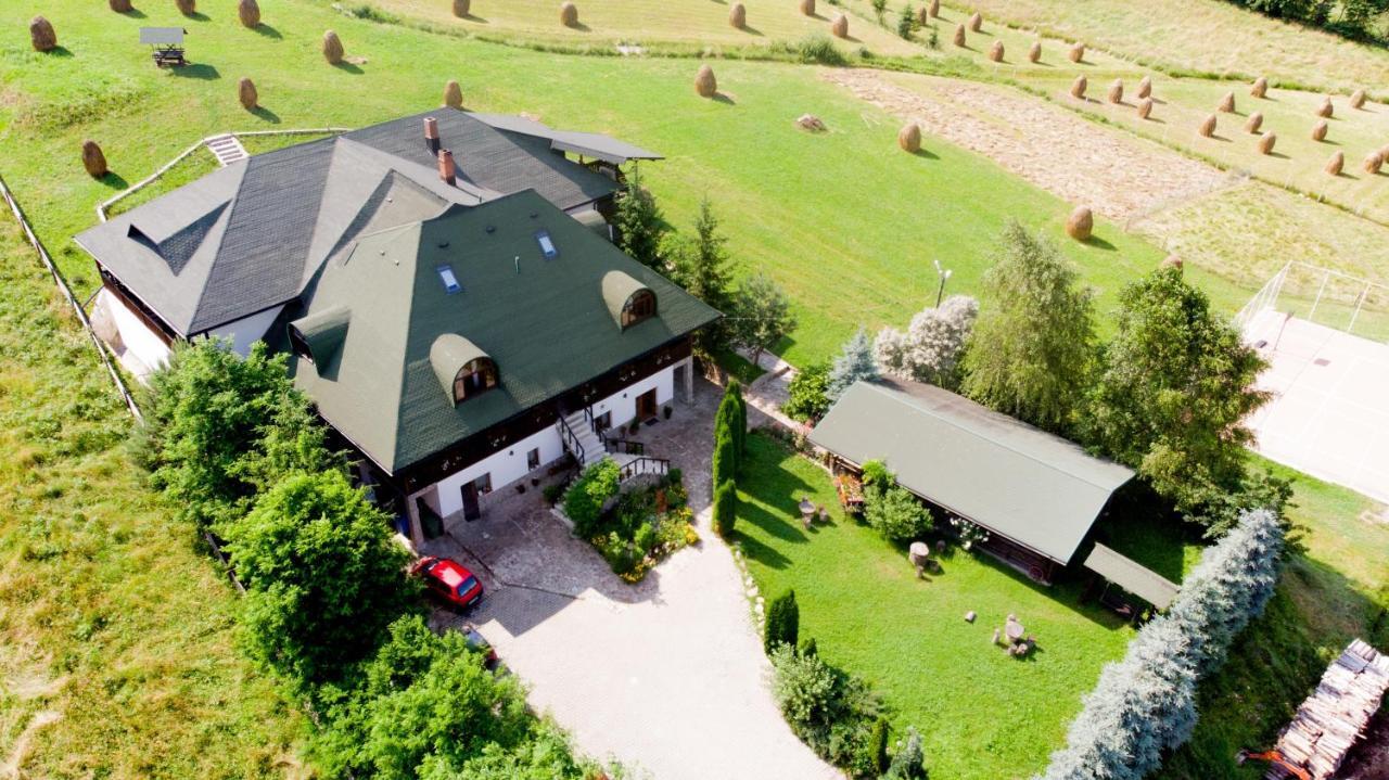 Conacul Domnitei Hotel Voronet Buitenkant foto