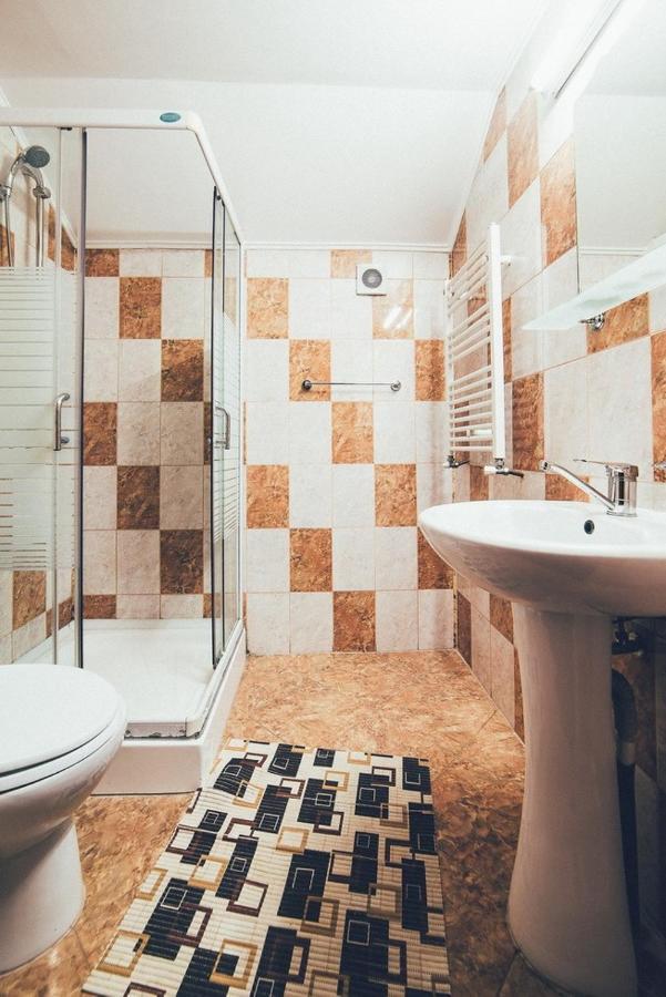 Conacul Domnitei Hotel Voronet Buitenkant foto